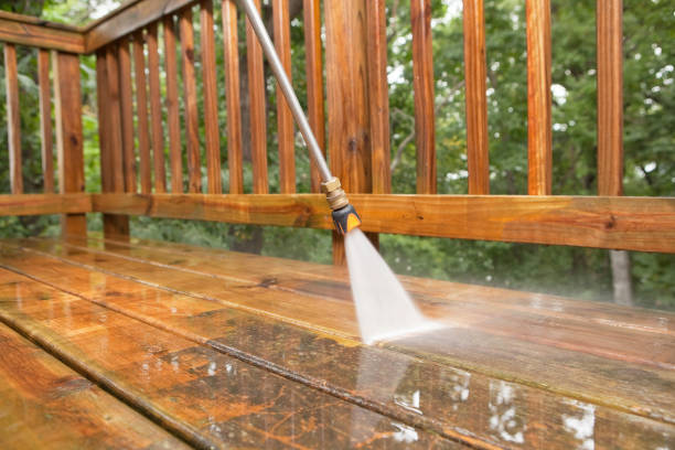 Professional Pressure Washing Services in Cavalero, WA